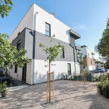 Premium Ventus Rosa - Mistral Garden Appartement